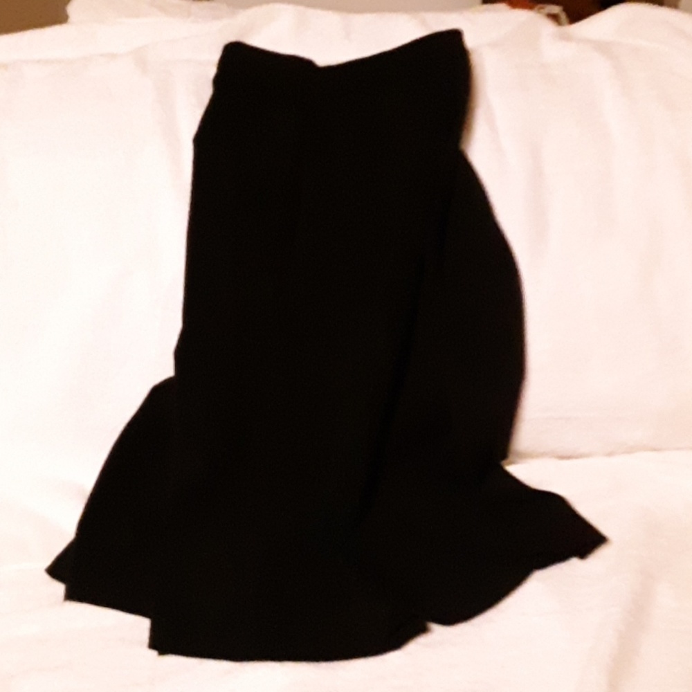 Ladies skirt